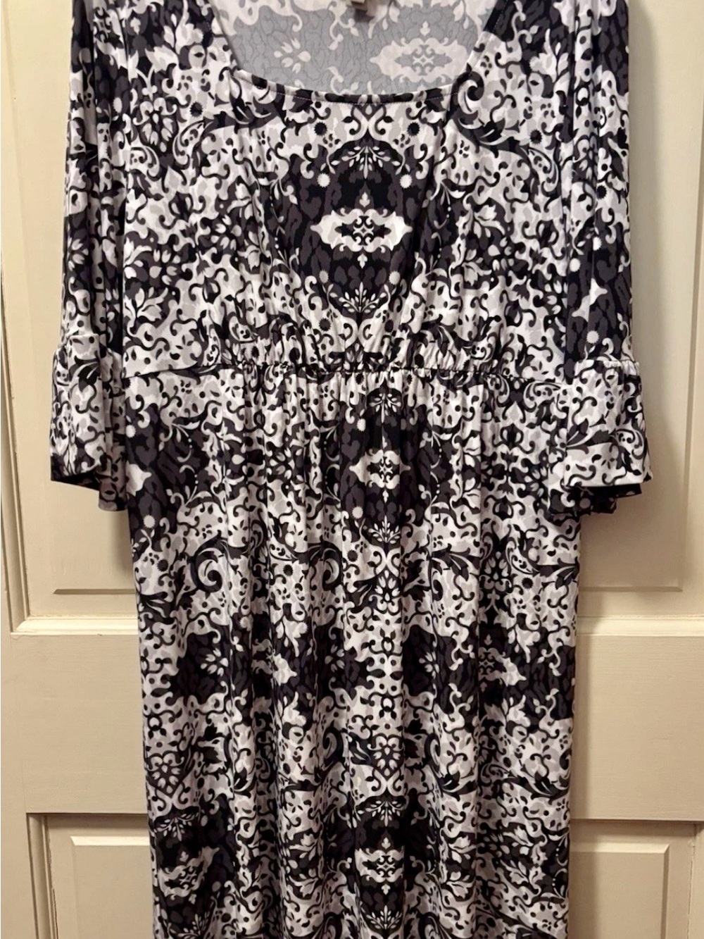 Beige by eci Black and White Printed Scoop Neck Dress
